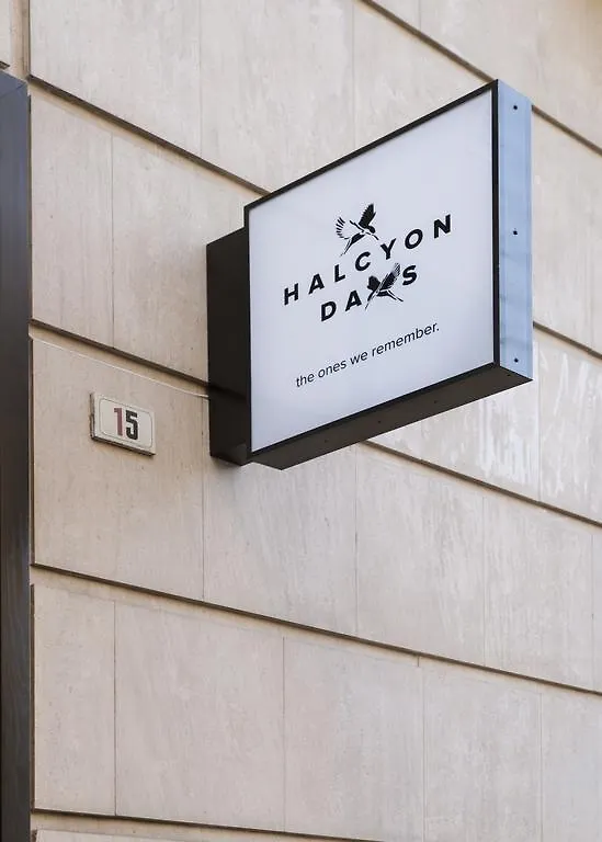 Halcyon Days Designer Apartments By Ana Locking Málaga